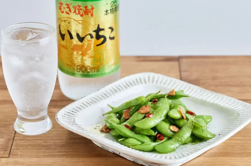 ピリ辛でやみつき! お酒を呼ぶ「枝豆ペペロンチーノ」〈社員激オシのおつまみはコレ⑱〉