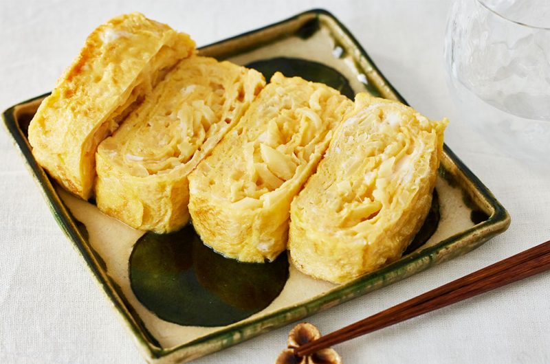 大人の味でお酒が進む！「たくあんと生姜の卵焼き」〈簡単！5分で焼酎おつまみ㉞〉