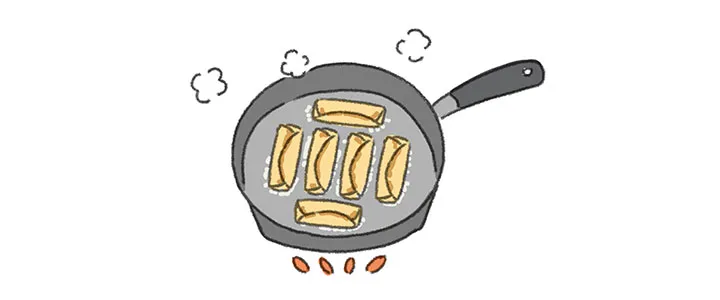 フライパンに植物油を入れて中火にかけ、少し油が温まったら1を並べて表面がパリッとするまで焼く。