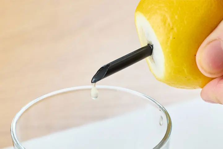簡単！ 果汁が搾りやすいレモンの切り方