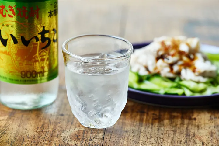 「雲白肉」には「いいちこの水割り」が合う!