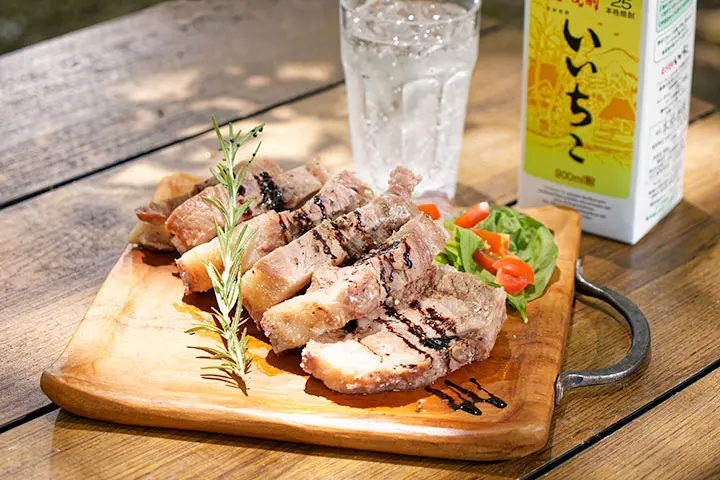 豚肩ロース肉の塩釜焼き