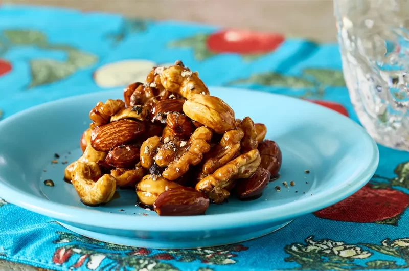 お酒の名脇役！ スパイスコーヒーナッツ〈簡単！5分で焼酎おつまみ53〉