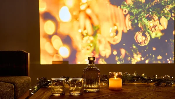 【クリスマス映画おすすめ5選】気分が上がる！「いいちこ」片手に楽しむホリデー作品