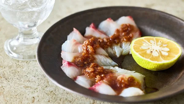 すっきり爽やか！ 鯛の煎り酒風カルパッチョ〈簡単！5分で焼酎おつまみ58〉