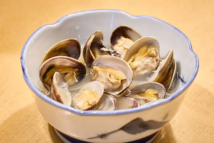 完成したあさりの酒蒸し