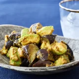 野菜なのに濃厚系！ アボカドとナスの甘辛ダレ〈簡単！5分で焼酎おつまみ60〉