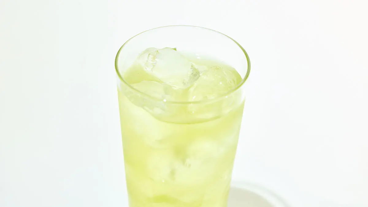 緑茶ハイはヘルシー? アルコール度数や適量は? 管理栄養士が教える緑茶のうれしい効果